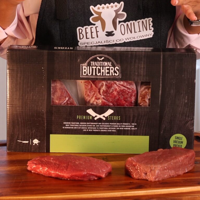 Zestaw Steki na 4 osoby: dwa steki Black Angus i dwa argentyńskie obok pudełka Beef Online